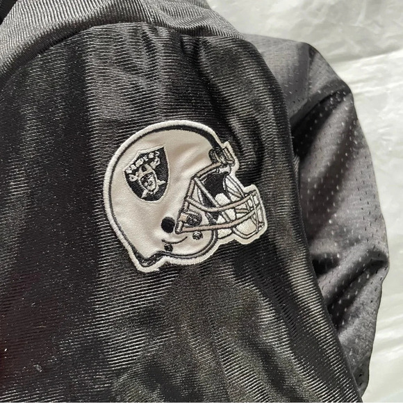 ๐ NFL Vintage Oakland Raiders Jersey-Sweater Combo - Men's Size Medium ๐ - Picture 9 of 11